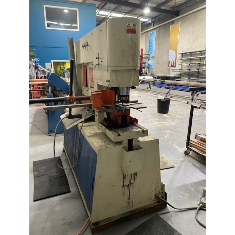 Used Sunrise 1W-100S Hydraulic Ironworker Combined Cropper/Puncher/Notcher