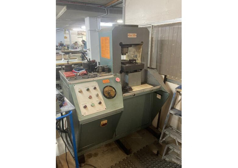 Used 500 Tonn Coining Press