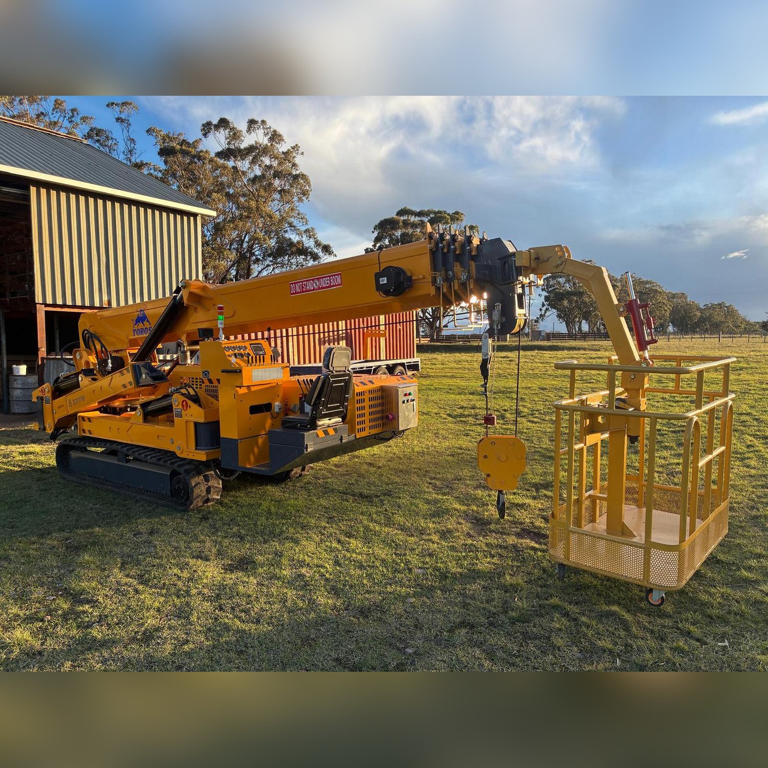 Used Toros TRSZ80 – 8-Tonne Mini Crawler Crane with Remote Control & Man Cage Used Toros TRSZ80 – 8-Tonne Mini Crawler Crane with Remote Control & Man Cage